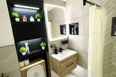 Image de 2 Bed Flat - Sleeps 4 - Parking - Wifi