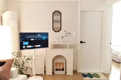 Image de 국립박물관 인근! 명동, 홍대, 종각 어디든 이동이 편리한 숙소입니다. 남산과 이태원을 품은 도심 속 아늑한 휴식처에서 여행을 시작하세요