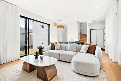 Image de Maison de ville neuve de 3 chambres à Pascoe Vale