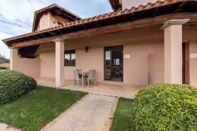 Image de Appartement confortable dans une résidence avec piscine