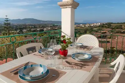 Image de Maison de vacances 'Vacanze Con Vista A Budoni' avec vue mer, Wi-Fi et climatisation