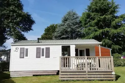 Mobil-home confortable avec terrasse à La Couarde