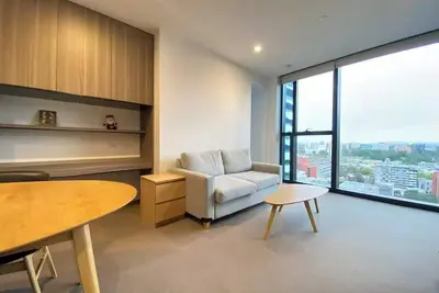 Image de 2br2ba apt Mel Uni & Rmit in Carlton