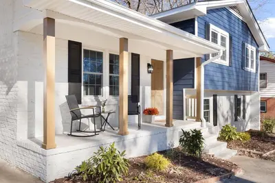 Image de Near North Hills w/ Fire Pit Spacious 4br Home
