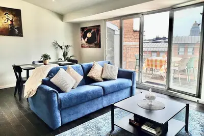 Image de Élégant Penthouse 2 chambres au cœur vibrant de Bruxelles