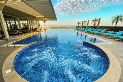 Image de Vogue, Jvt Novotel near Springs Souk Mall
