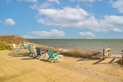 Image de Snowy Seaside Condo in Dennis Port w/ Beach Access