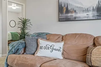 Image de Cozy 3br Nampa Home • Spacious Yard + Smart Tv