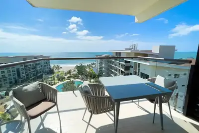 Image de Beachfront Bliss -V3-8d- 2 bed, 2 bath