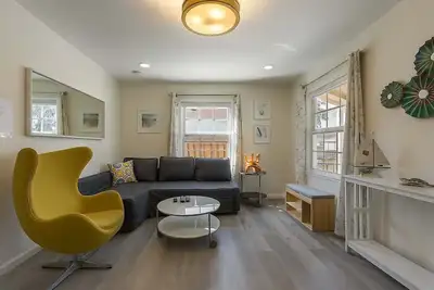 Image de Marbella Lane - Convenient Home in Sunnyvale