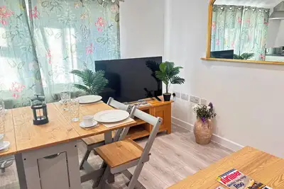 Image de Appartement lumineux et confortable de 2 chambres à Oxford