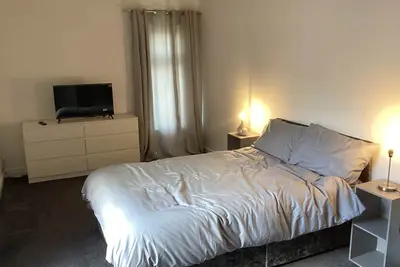 Image de Spacious home in quiet area