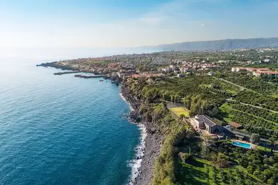 Image de Sea front villa with pool and tennis court - DiCasaInSicilia