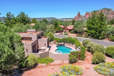 Image de Sedona`s Peaceful Getaway! Views, Pool, Hot Tub! Broken Lance - S110