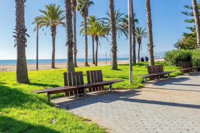 Image de Studio Confortable à 150m Plage avec Wifi et Climatisation