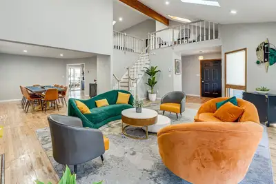 Image de New! Family-Friendly Poconos Retreat Near Skiing w/ Hot Tub, Game Room, Fire Pit