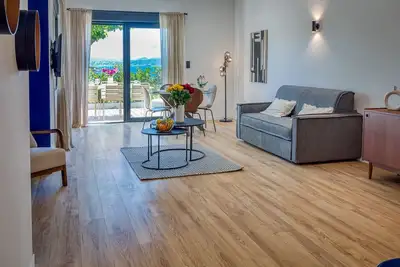 Image de UrbanFlat 213 - Aura Plage 02 - Sunrise