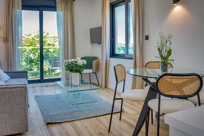 Image de UrbanFlat 219 - Aura Plage 08 - Aquamoon