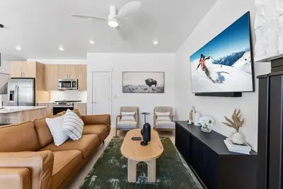 Image de Silverthorne Launchpad | Near Trails & Resorts