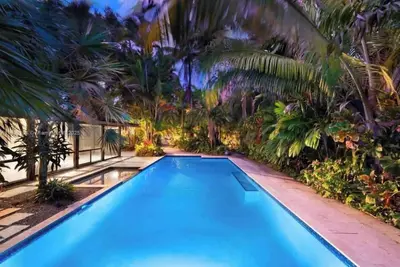 Image de Tropical Oasis! Renovated 3br Home, Heated Pool, Bbq