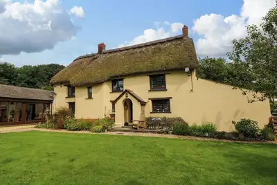 Image de South Honeycroft Thatch, pet friendly, with open fire in Holsworthy