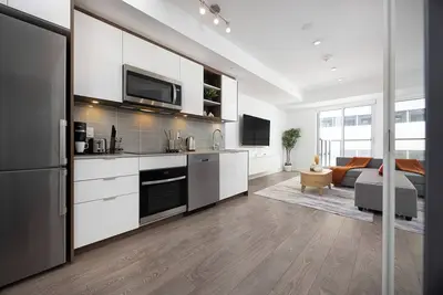 Image de Modern 1br Downtown Condo | Stylish & Cozy