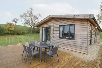 Image de Cedar Lodge, pet friendly, with a garden in Abbots Bromley