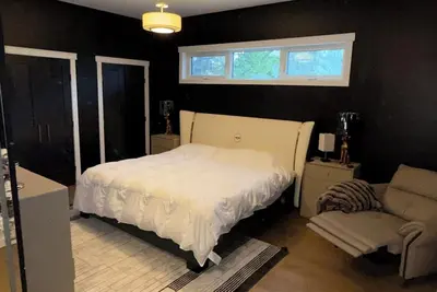 Image de Modern 3 Bedroom Apartment Perfect for Visiting Family or Working Professionals