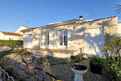 Image de Royan - Maison Vintage avec jardin clos – Tout Confort et authenticité