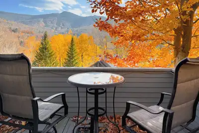 Image de Mountain View, Fireplace, Private Deck