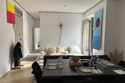 2 bdr apartment in Gran Via