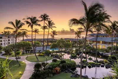 Image de Hilton Vacation Club Point At Poipu 2-bedroom resort in  Koloa with cool Ac