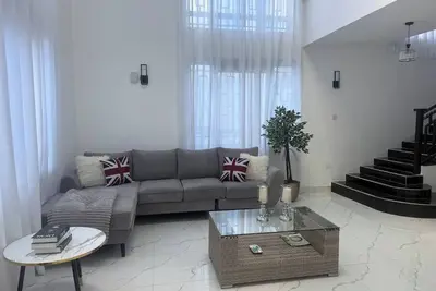 Deluxe Nairobi, Kenya