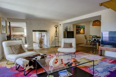 Image de Châteaux-Lavandes, maison au coeur de Grignan