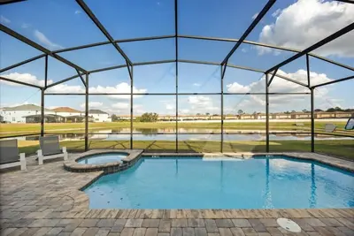 Image de Solara Resort 619 - Neuf Chambres Villa, Couchages 20