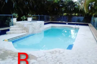 Image de Spacious 2br Apartment w Pool Access Sleeps 10