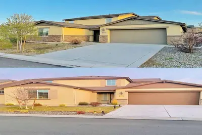 Image de 2 Houses/Sleeps 32/4 Kitchens