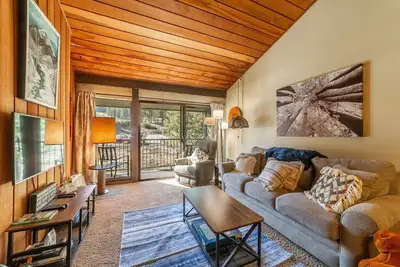 Image de Mountain View Canyon Lodge Vintage Ski Condo 2/2