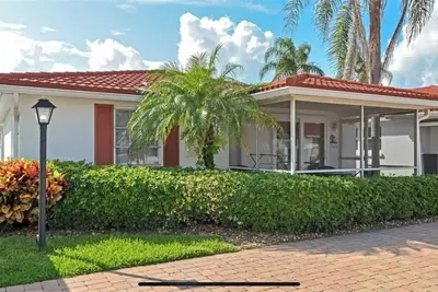Image de Cozy 1-bedroom villa on perfect Siesta Key with pool and private beach