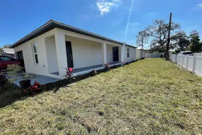 Image de New Winter cold\nEscape Serene 3/ 2 bath house with Ac in charming Bradenton.