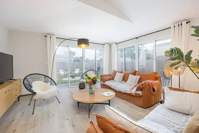 Image de Family-Friendly Villa · 4 Suites · A/C · Beach Access