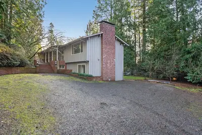 Image de Charming Portland Getaway Backyard Library