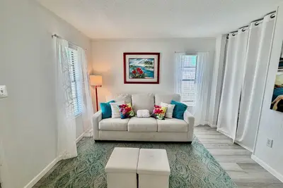Image de Flash Sale! Pet-Friendly Getaway Island Villa 11