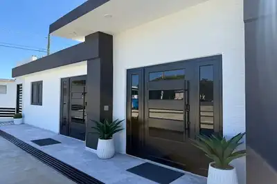 Image de Jobos Beach Escape - Premium 2br · 2 Private Baths · 1 Block to Beach.