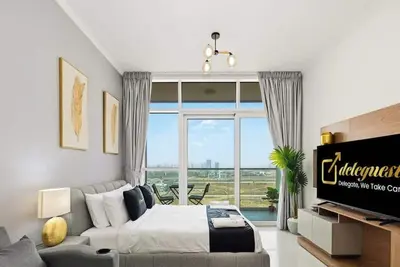 Image de Modern Comfort Studio Damac Hills 1