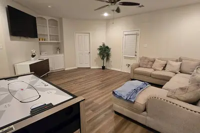 Image de Modern Spacious Home Near The MedCenter, Nrg, Downtown & Uhd