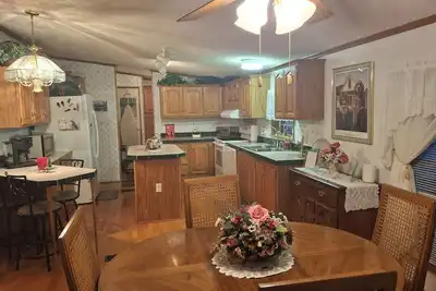 Image de 3br Family Home in Manchester, Vt -Near Downtown, Outlets & Ski Resorts