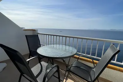 Image de Bel appartement avec piscine, parking et vue sur la Baie de Roses