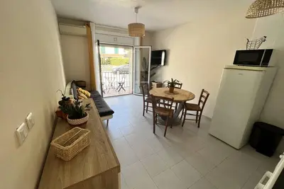 Image de Appartement 2 chambres avec clim, parking et WiFi à 250m de la plage de Santa Margarita, Roses