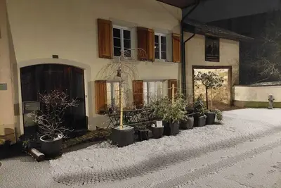 Image de Characteristic 18th-century apartment, hiking groups, families